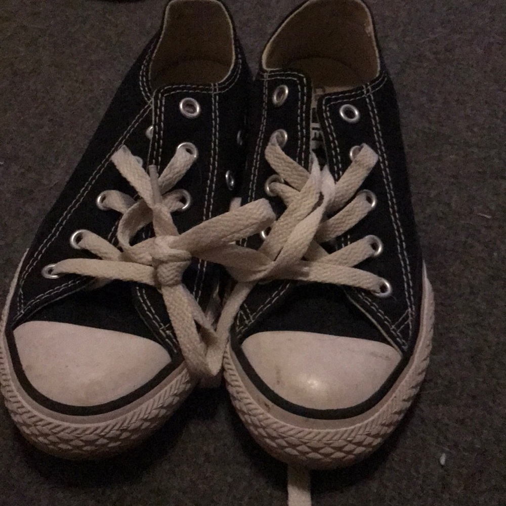 Kids converse